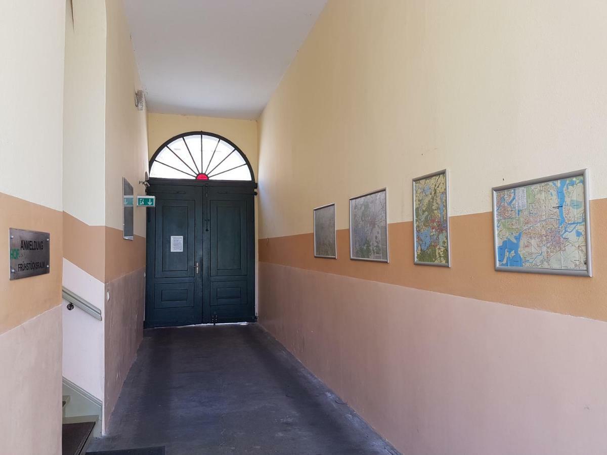 Pension Zum Birnbaum Brandenburg  Exterior photo